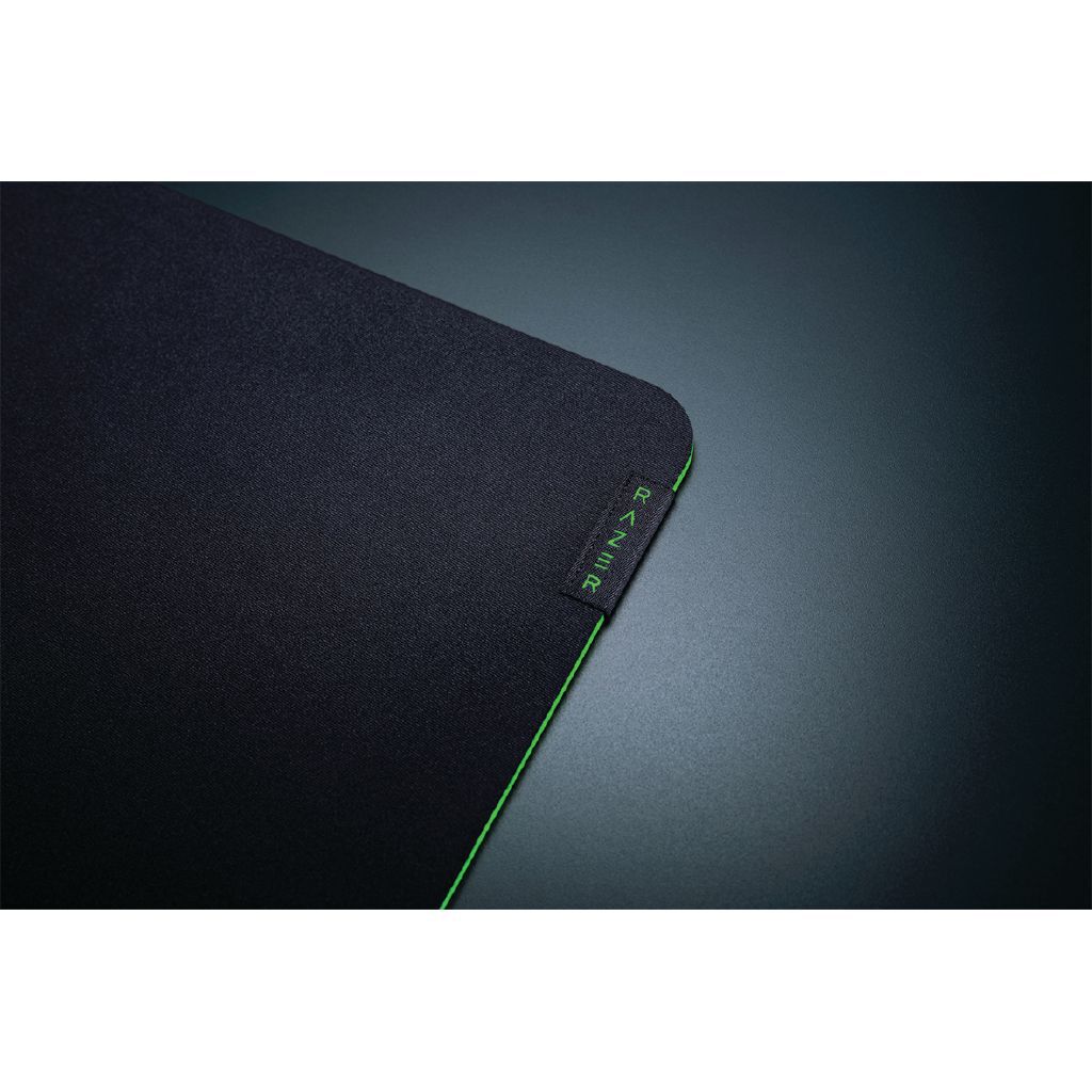 Razer Gigantus V2 Medium Soft Gaming Mouse Mat for Speed and Control