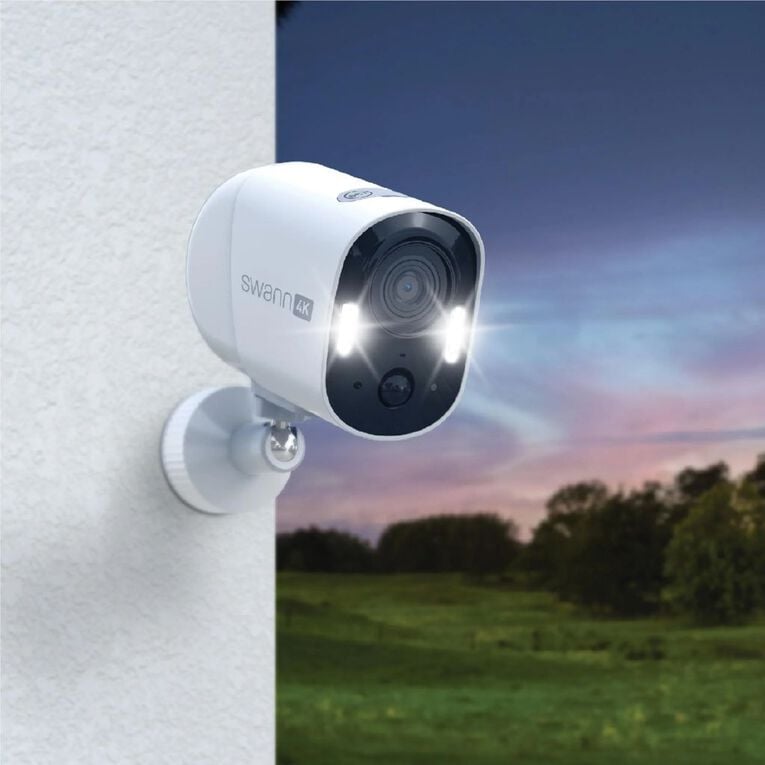 Swann Xtreem 4K Wireless Battery Security Camera with 120-Day Charge