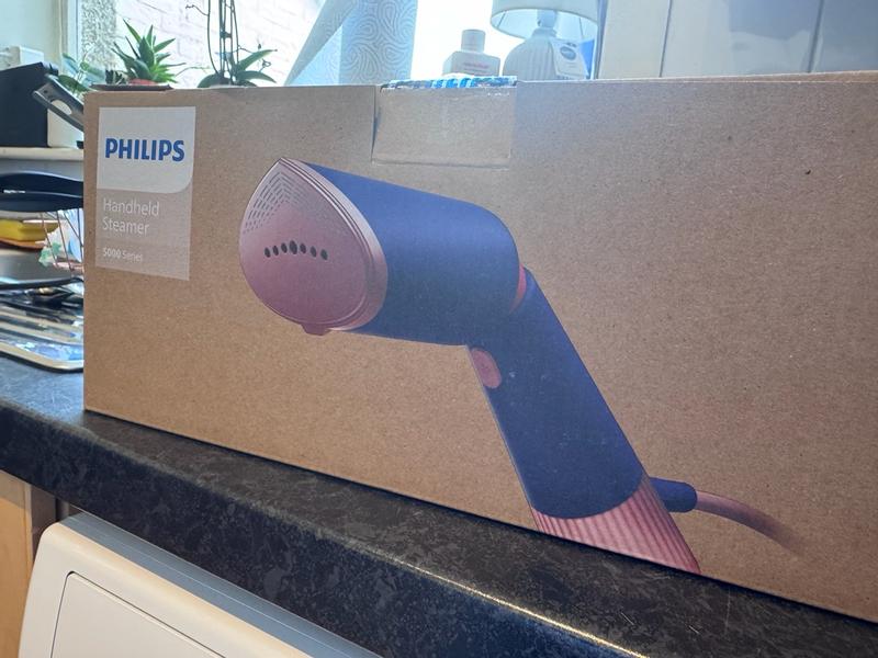 Philips Quick Heat Handheld Garment Steamer for Wrinkle-Free Clothes, Light Blue