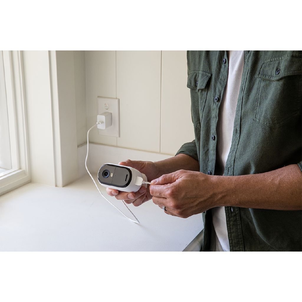 Arlo Essential 2K Outdoor Security Camera - Wireless, Spotlight, Color Night Vision