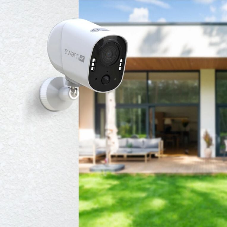 Swann Xtreem 4K Wireless Battery Security Camera with 120-Day Charge